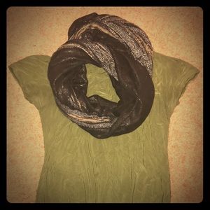 EUC Susan Lawrence Green top